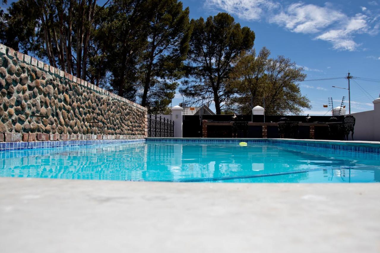 French Karoo Guesthouse Beaufort Wes Buitenkant foto