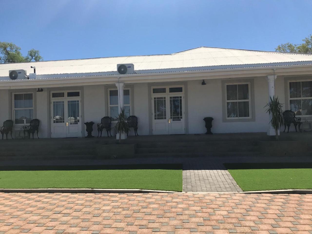 French Karoo Guesthouse Beaufort Wes Buitenkant foto